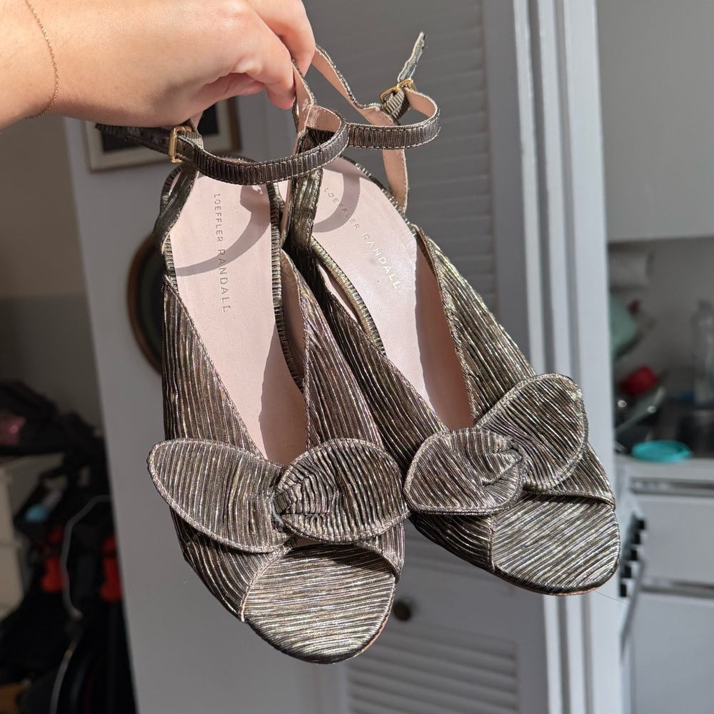 Loeffler Randall Dark Gold Pleated Bow Heel size 9.5, like new!